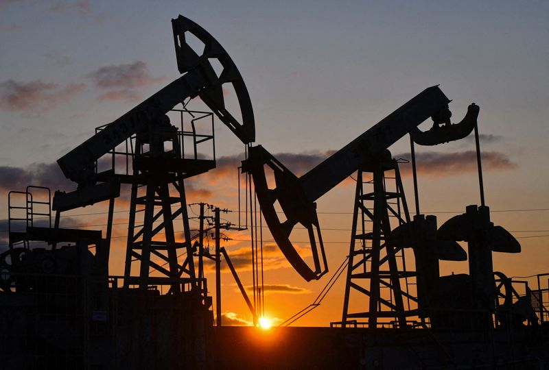 &copy; Reuters. Campo de exploração de petróleo na Rússian04/06/2023nREUTERS/Alexander Manzyuk