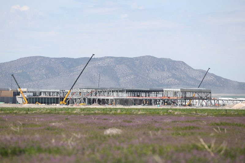 Meta to share AI infrastructure costs via $2 billion asset sale