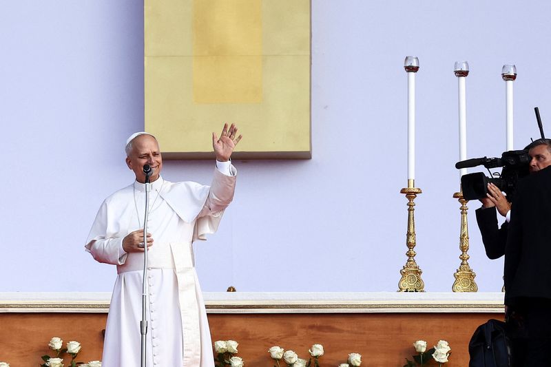 &copy; Reuters. Papa Leão em missa no Jubileu da Juventuden 3/8/2025   REUTERS/Yara Nardi