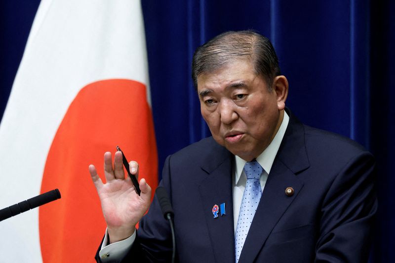 LYNXMPEL73072_L Japanese Eshiba signs occur with Trump to commit early in the American cars tariffs