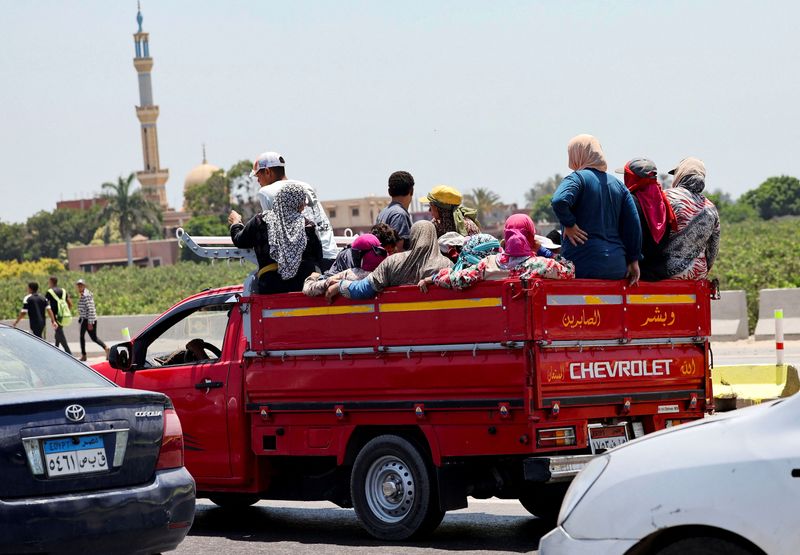 Egypt's non-oil sector shows signs of stability as PMI nears growth threshold