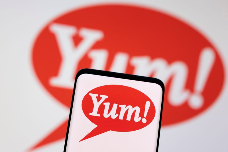 Yum Brands logo