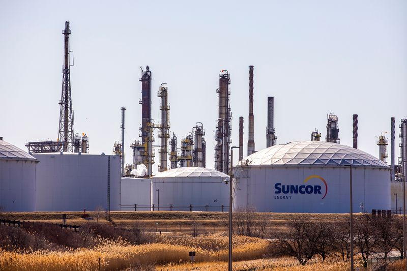Suncor Energy tops second-quarter profit estimates on higher production