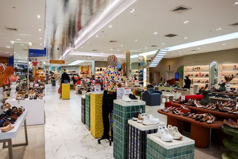 Thai consumer confidence hits lowest level in over two years