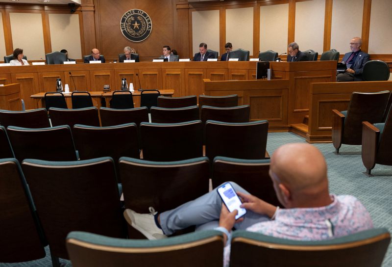 FBI will help track down Texas Democrats who fled over redistricting vote, US senator says
