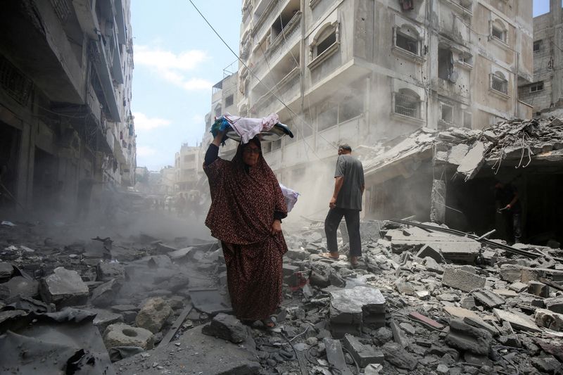 &copy; Reuters. Local atacado por Israel na Cidade de Gazan 8/8/2025    REUTERS/Mahmoud Issa