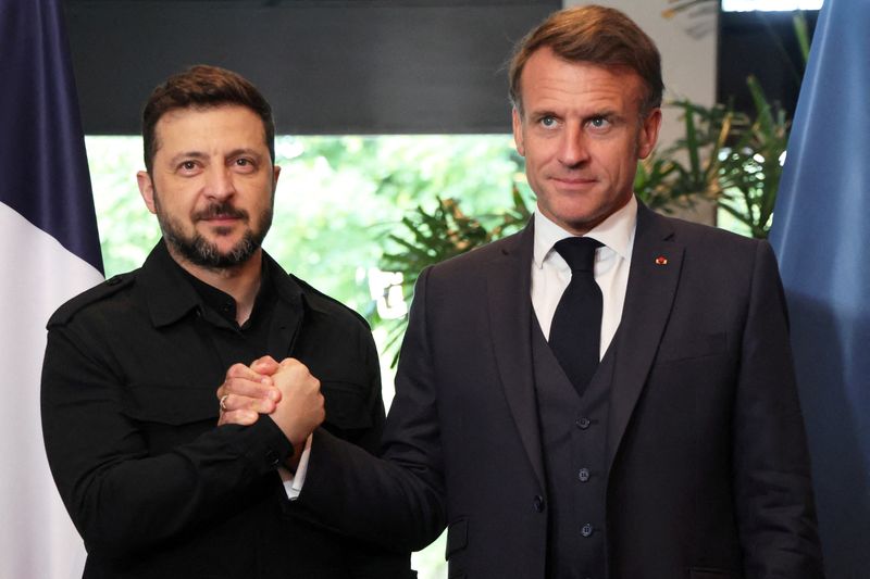 LYNXMPEL7806H_L It is not possible to determine the future of Ukraine without the Ukrainians, says Macron France