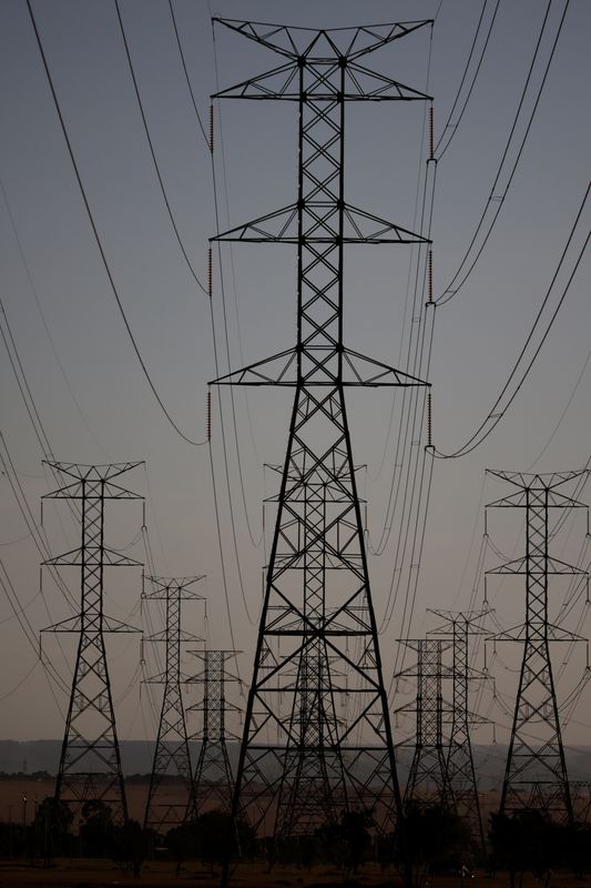 &copy; Reuters. Linhas de transmissão de energia em Brasílian06/06/2022. REUTERS/Ueslei Marcelino