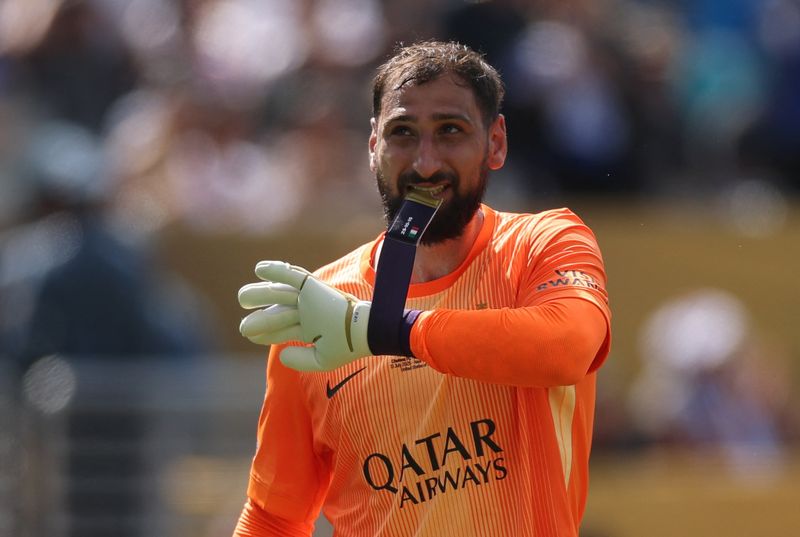 &copy; Reuters. O goleiro Donnarumma, do PSG, durante o intervalo da partida com o Chelsea pela final da Copa do Mundo de Clubes da Fifa nos EUA. 13/07/2025 REUTERS/Lee Smith