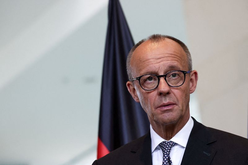 &copy; Reuters.