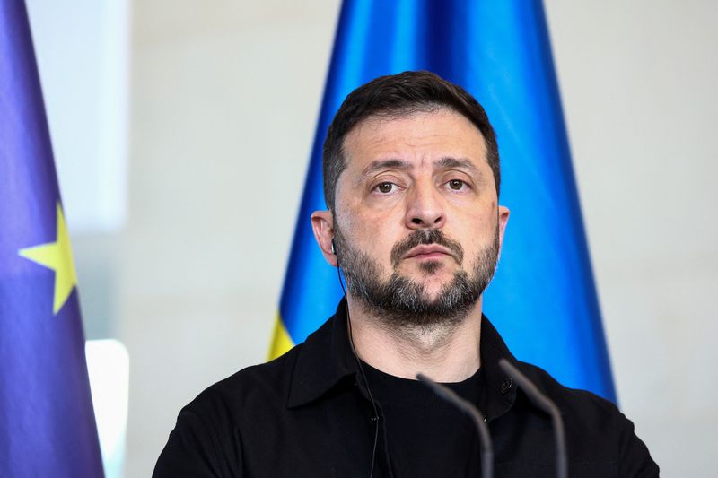 &copy; Reuters. Presidente ucraniano Volodymyr Zelenskiy em Berlimn 13/8/2025   REUTERS/Liesa Johannssen