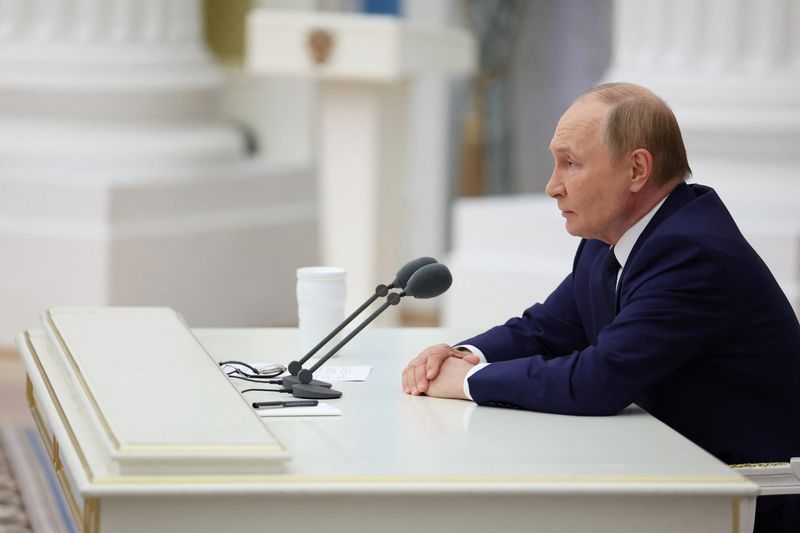&copy; Reuters.