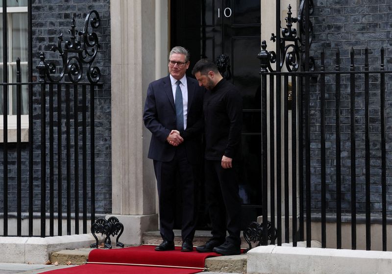 &copy; Reuters.