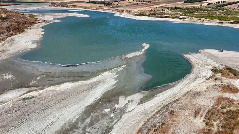 Drought depletes Turkey's Tekirdag reservoirs, forcing emergency water curbs