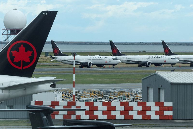 Air Canada, flight attendants' union reach tentative deal to end strike