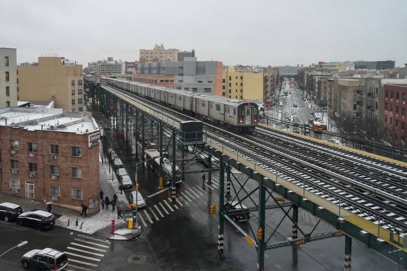 US threatens to withhold funds over New York subway worker safety issues
