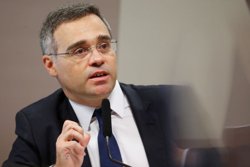 &copy; Reuters. André Mendonça durante audiência no Senado em Brasílian01/12/2021 REUTERS/Adriano Machado