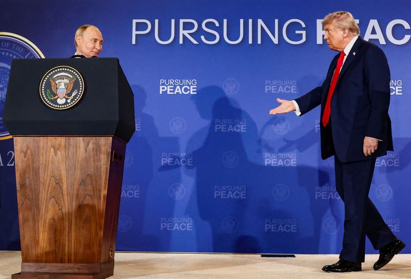 &copy; Reuters.