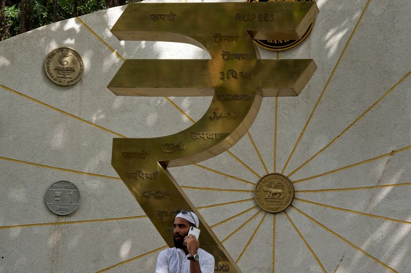 India’s April-July fiscal deficit at 29.9% of 2025/26 target