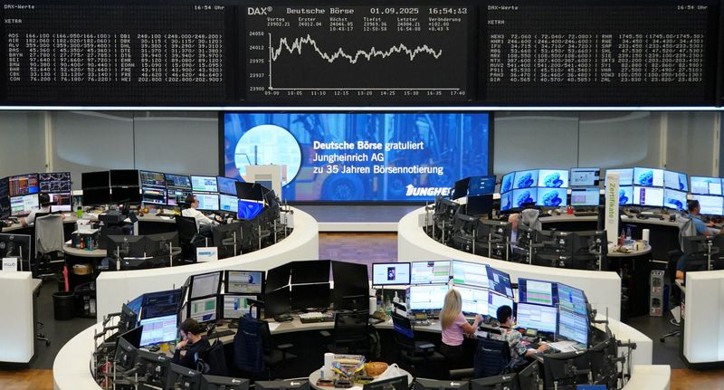 European shares recover as bond selloff stabilizes ahead of US data