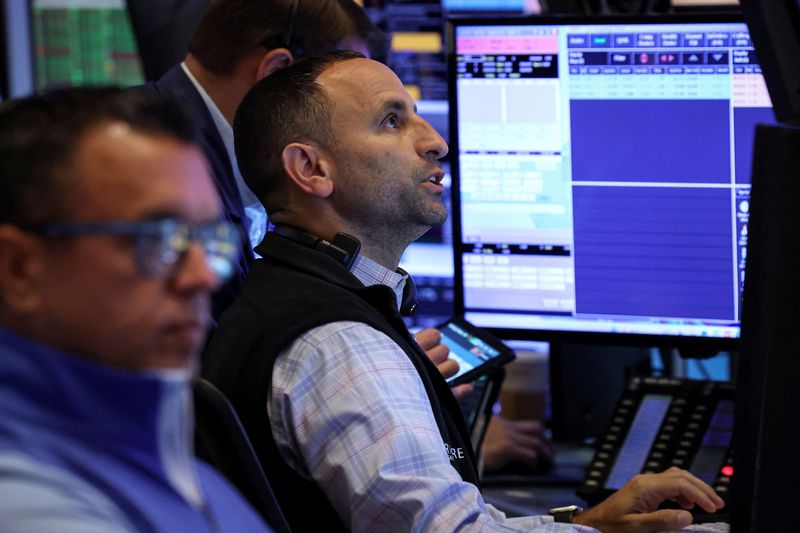 Morning Bid: US long bond yield tests 5% again