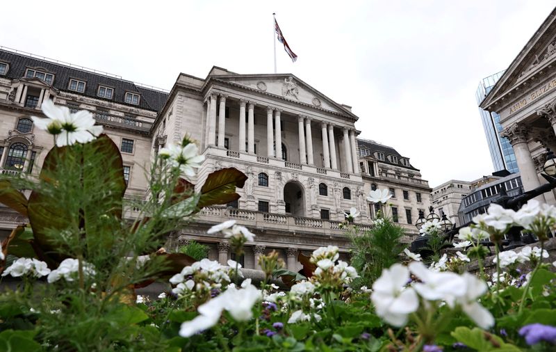 UK Economy Approaching Soft Landing, Says Bank of England
