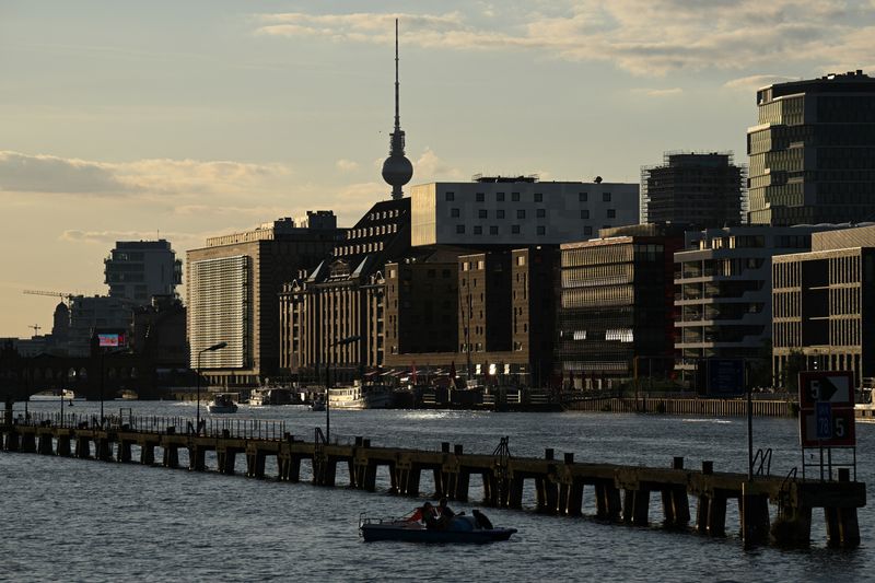 German economy seen growing only 0.1% this year, IfW says
