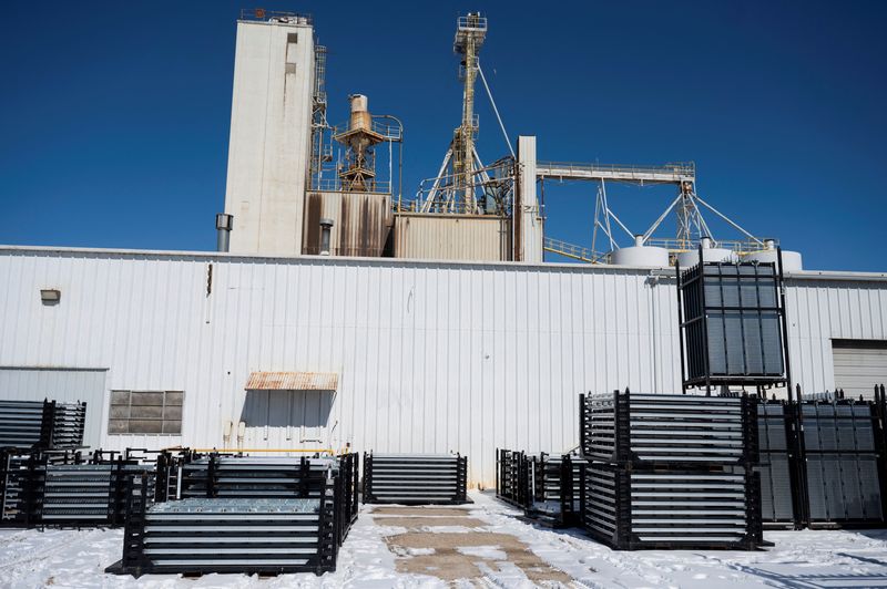 Canada offers tariff relief to some steel, aluminum products from US, China