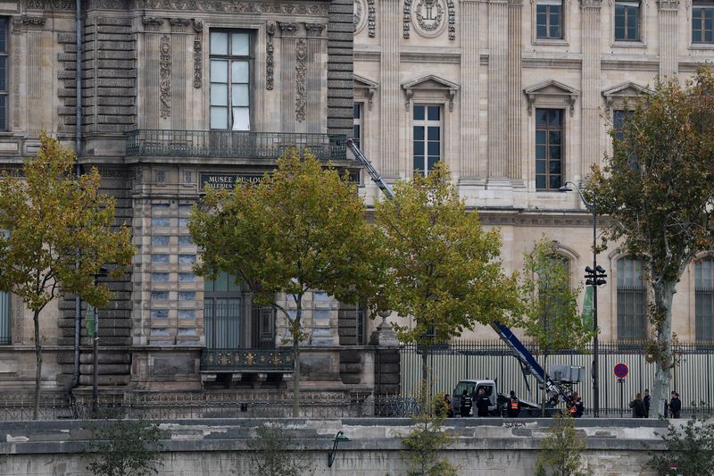 French police may nab Louvre thieves but unlikely to recover their loot