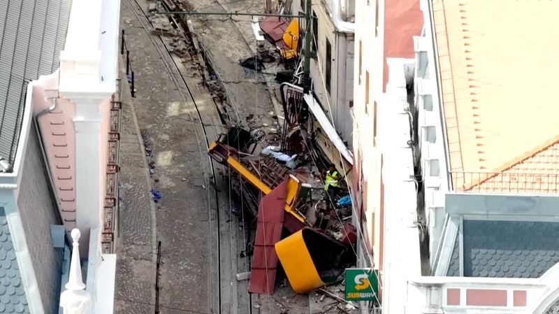 LYNXMPEL9K0BF_L The cable that broke in the Lisbon railway crash has not been verified, report shows