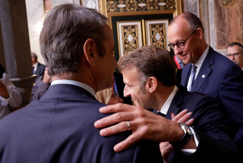 &copy; Reuters.