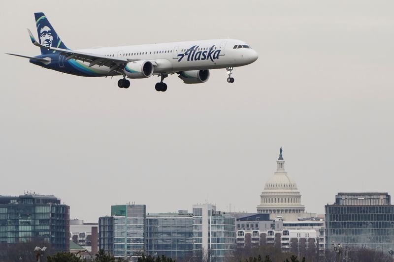 Alaska Airlines restoring operations after outage that grounded all flights