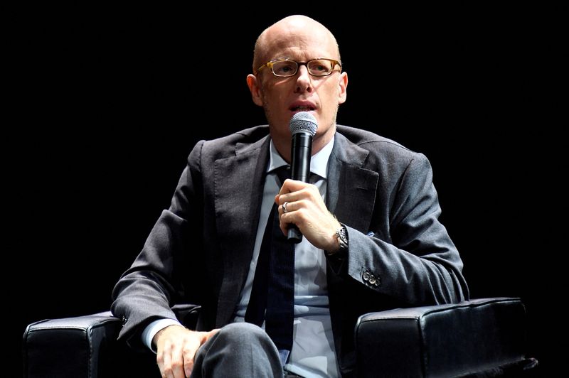 Analysis-Porsche’s new CEO will inherit old problems