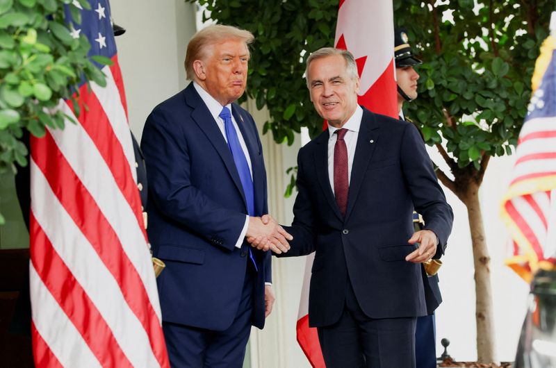 © Reuters.