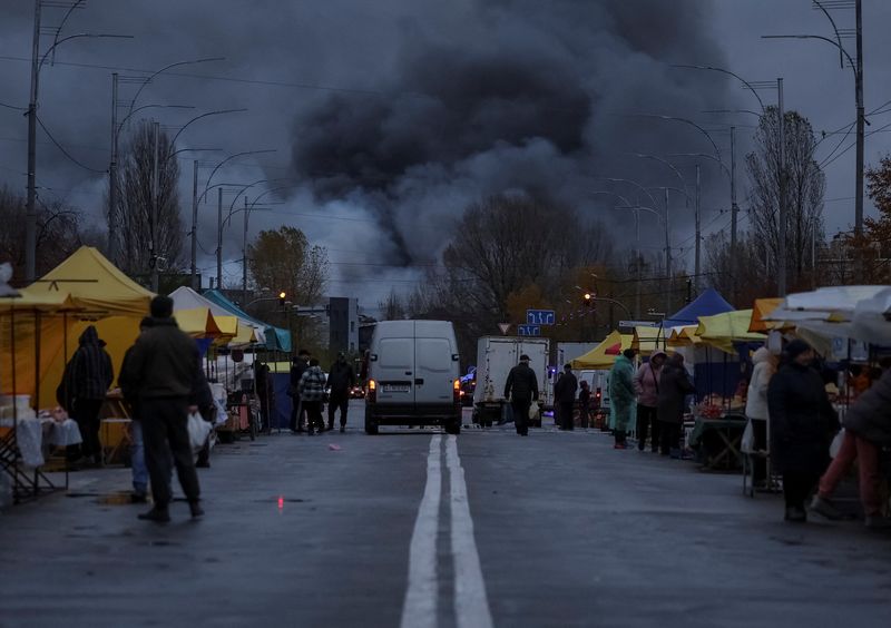 LYNXMPEL9P000_L Ukraine said that four children out of 14 were injured in the Russian air attack on Kyiv