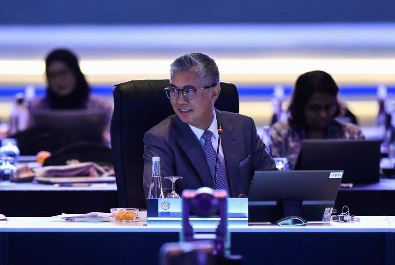 Malaysia's ban on raw rare earths exports remains despite U.S. deal, trade minister says