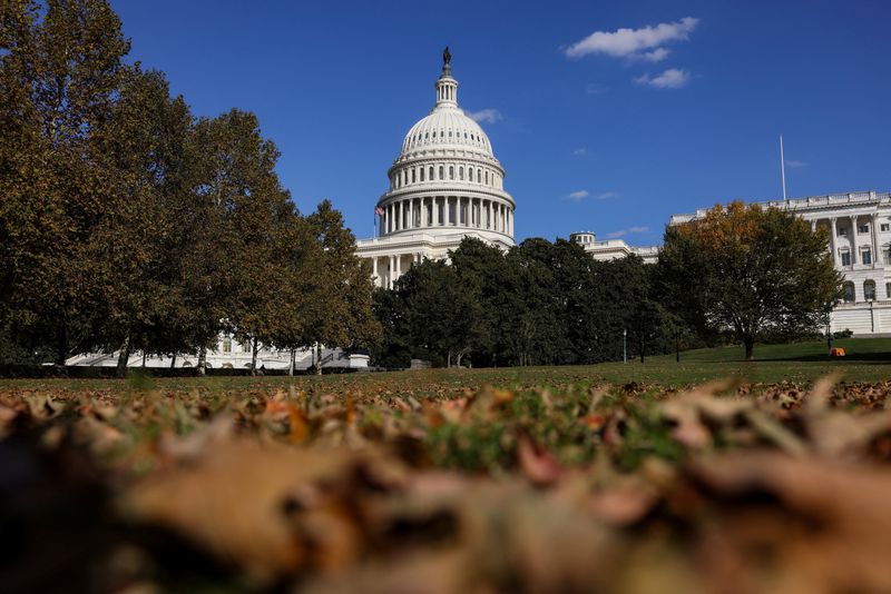 Federal shutdown could cost US economy up to $14 billion