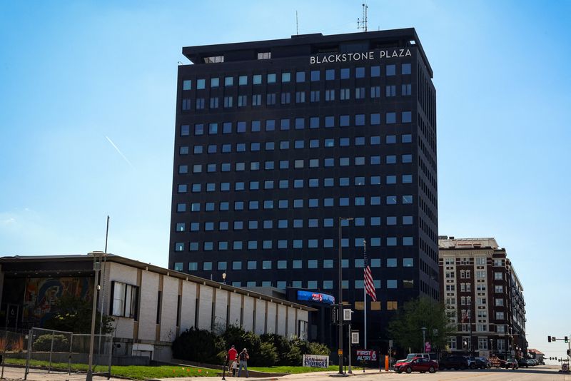 Buffett-owned utility warns of strained liquidity from wildfire trials