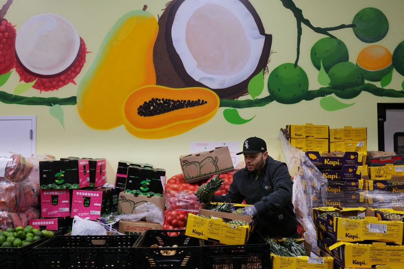 US to pay reduced food aid benefits, but warns of weeks or months delay