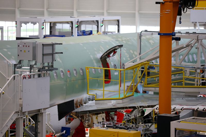 Airbus needs 235 deliveries to reach end-year goal, sources say