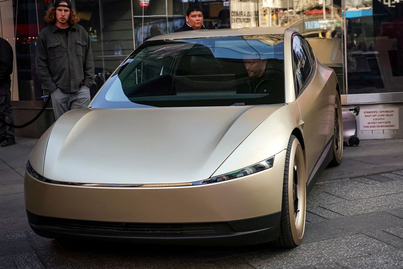 Tesla's China-made EV sales fall 9.9% y/y in October