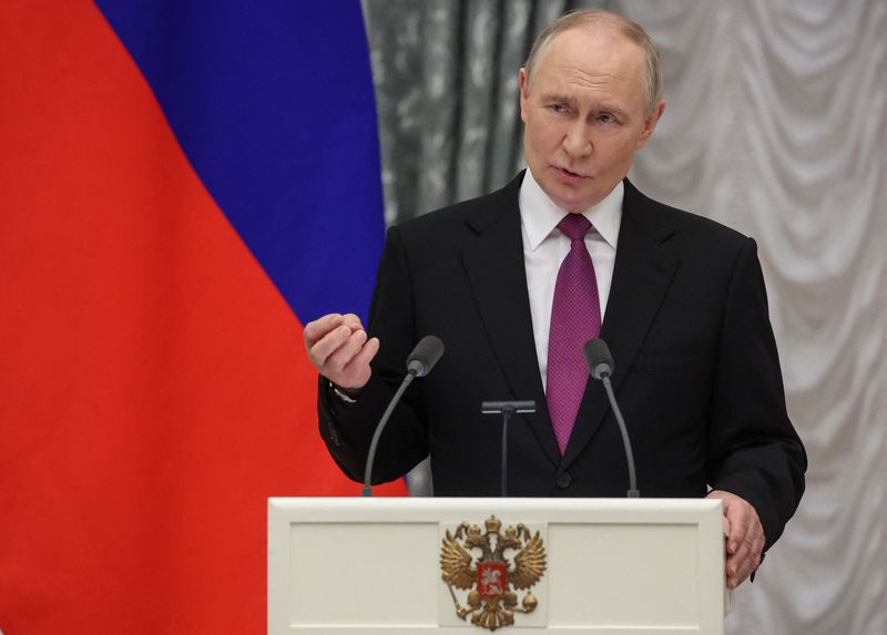 Putin praises capabilities, prospects of new Russian weapons