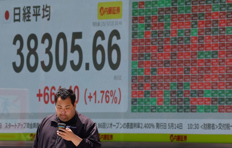 Stocks crumble as hopes fade for imminent...