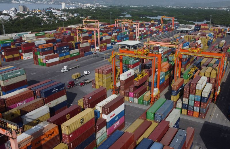 Trade between Latin America and the Caribbean due to grow in 2025 despite US tariff policy, ECLAC report shows