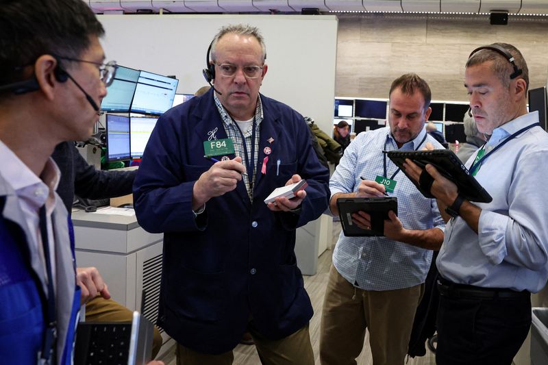 US stock futures extend gains on September jobs data