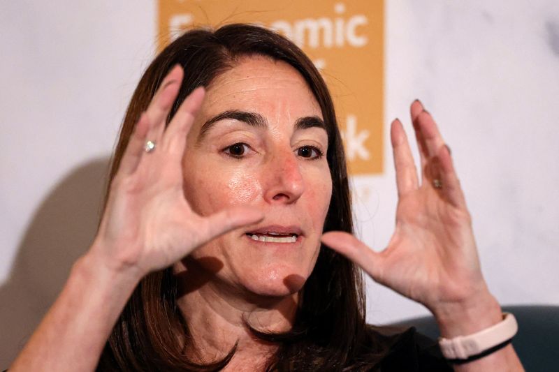 Fed’s Hammack warns more rate cuts court financial stability risks