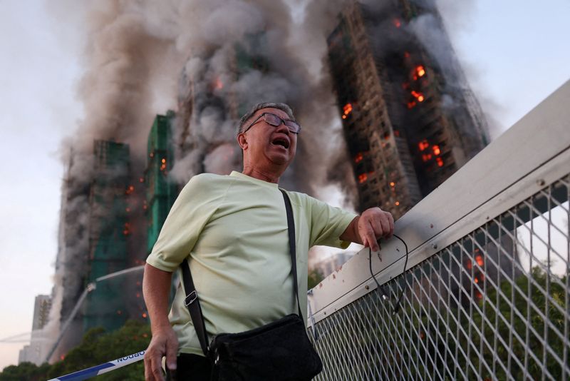 The photo that became a symbol for Hong Kong's deadly fire