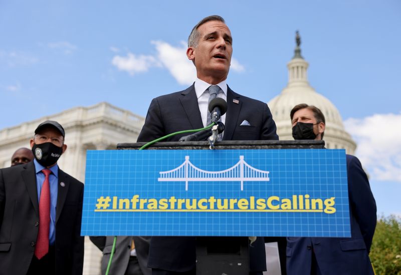 &copy; Reuters. FILE PHOTO: Mayor of Los Angeles, Eric Garcetti, speaks at a news conference on infrastructure on Capitol Hill in Washington, U.S., May 12, 2021. REUTERS/Evelyn Hockstein