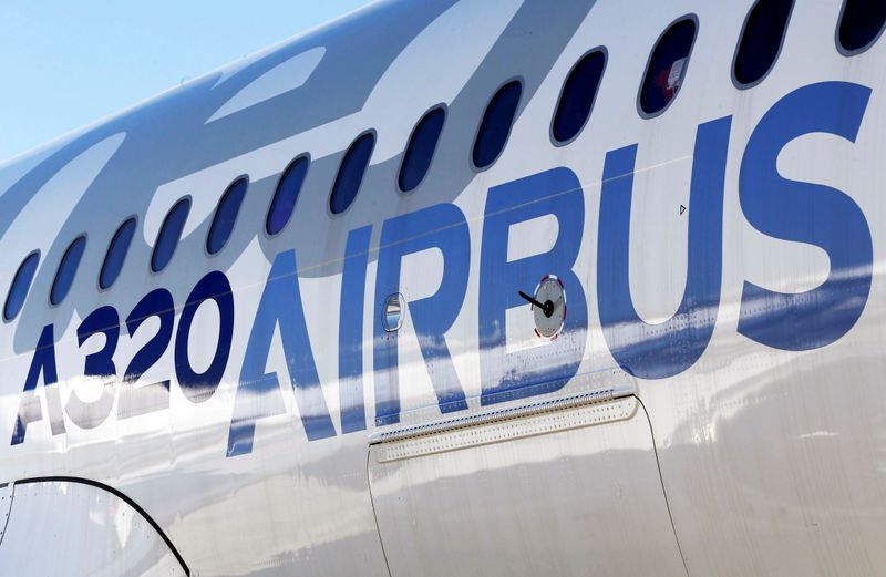 &copy; Reuters. FILE PHOTO: An Airbus A320neo aircraft is pictured during a news conference to announce a partnership between Airbus and Bombardier on the C Series aircraft programme, in Colomiers near Toulouse, France, October 17, 2017.   REUTERS/Regis Duvignau/File Pho