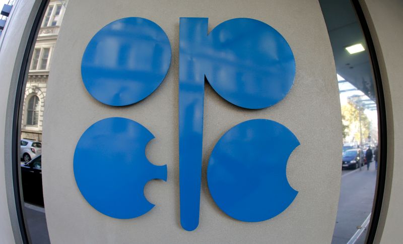 &copy; Reuters. ５月２７日、石油輸出国機構（ＯＰＥＣ）にロシアなど非加盟産油国を加えた「ＯＰＥＣプラス」は６月１日の会合で引き続き協調減産の段階的な縮小方針を確認する見込みであることが関